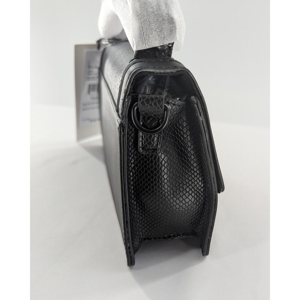 Nicole Miller Black Faux Leather Bag Purse With Chain Accent - Picture 4 of 12